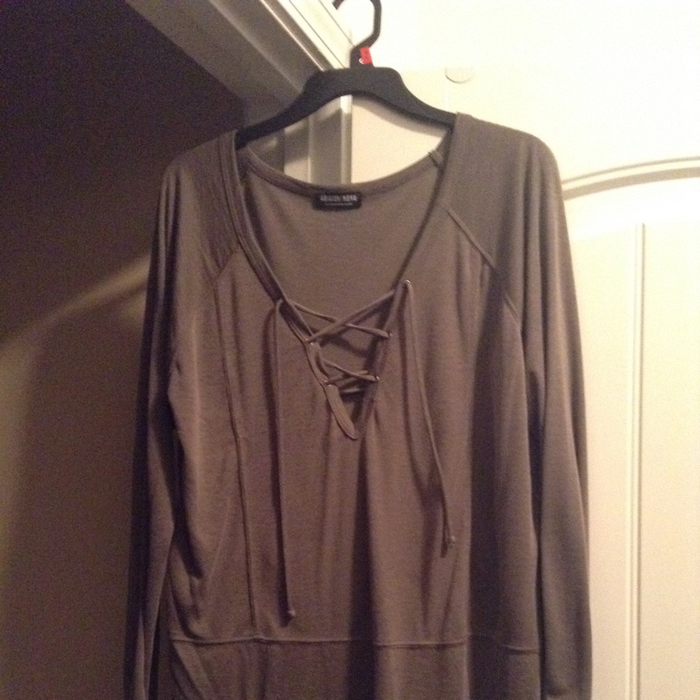Drawstring high low top - Picture 2 of 2